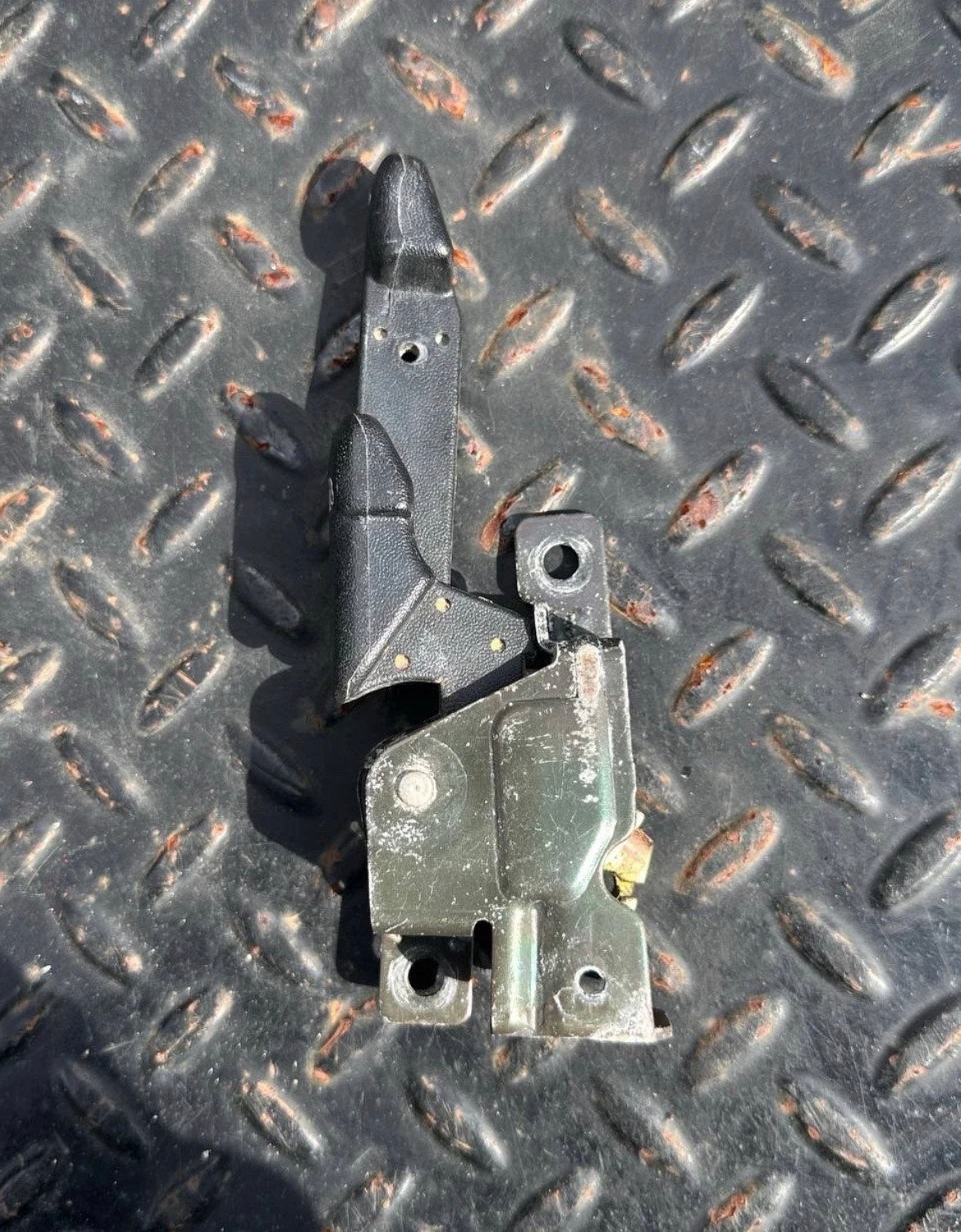 🥇1995-1999 Mitsubishi Eclipse Gs Rs Gst Gsx Trunk Lever